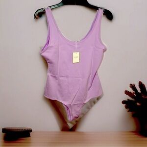 Sunro Collection Stretch Bodysuit in Light Purple with Snaps Size Large NEW!